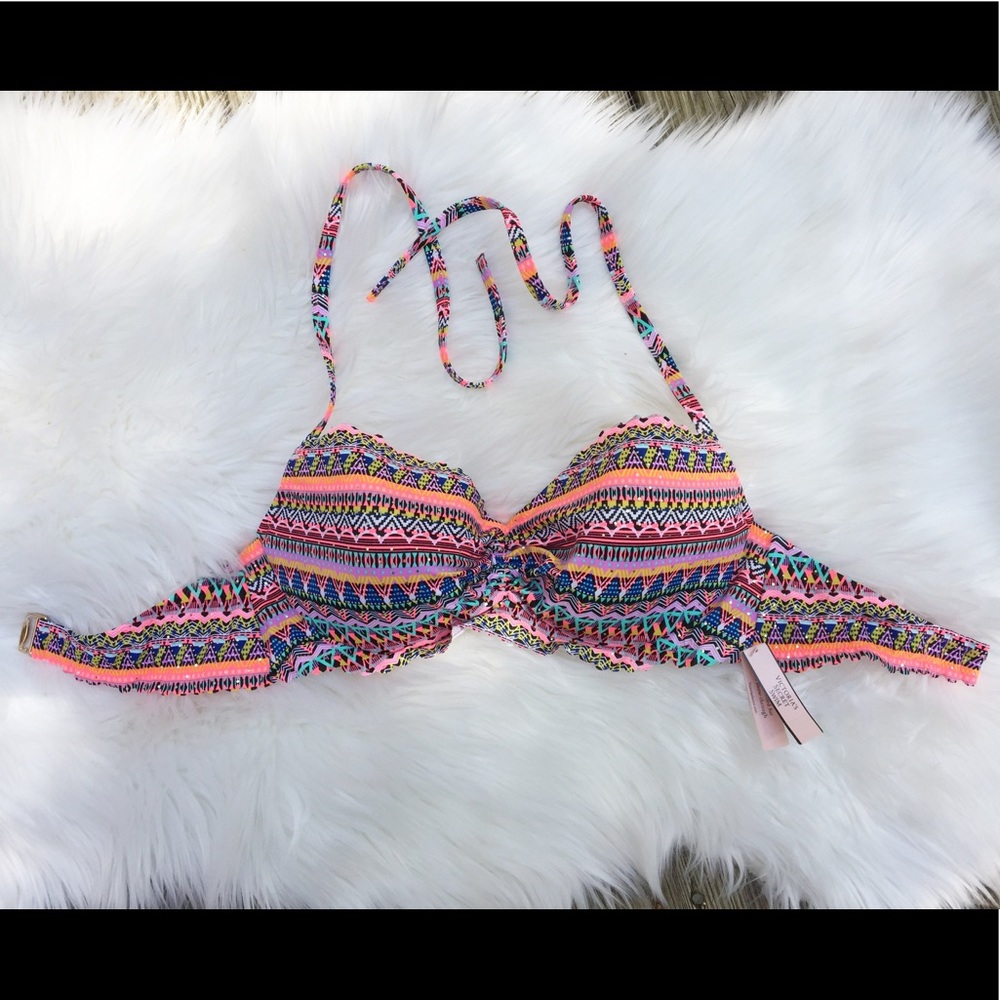 NWT Victoria's Secret swimsuit top
